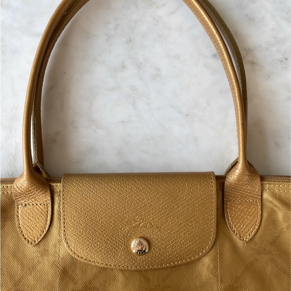 Longchamp le pliage medium gold tote bag